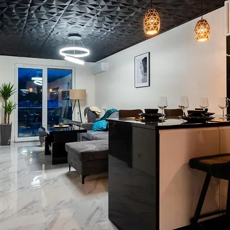 아파트 Widokowe Marzenie - Blisko Stoku, Parking Podziemny By Spaceapart 카르파츠